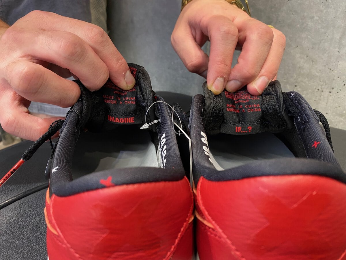 Nike(ナイキ)のエア ジョーダン 1 レトロ ロー OG "バーンド"