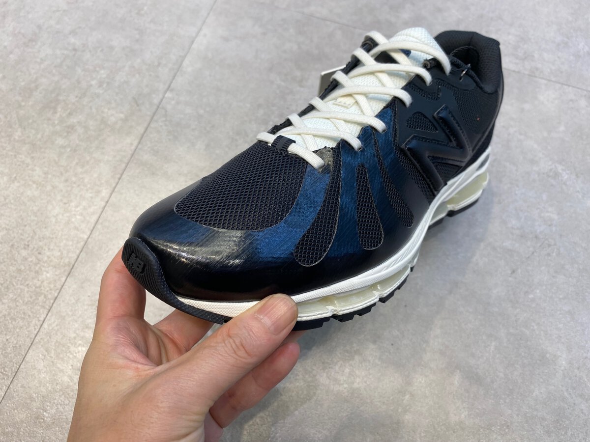 JJJJound × New Balance(ジョウンド × ニューバランス )の1890 "ブラック/ホワイト"