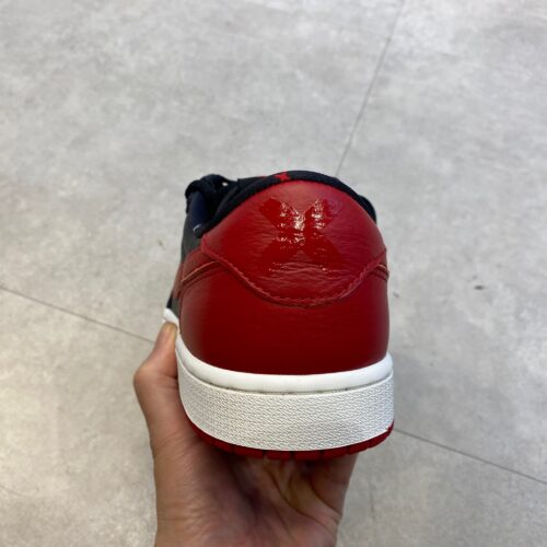 Nike(ナイキ）のエア ジョーダン 1 レトロ ロー OG 