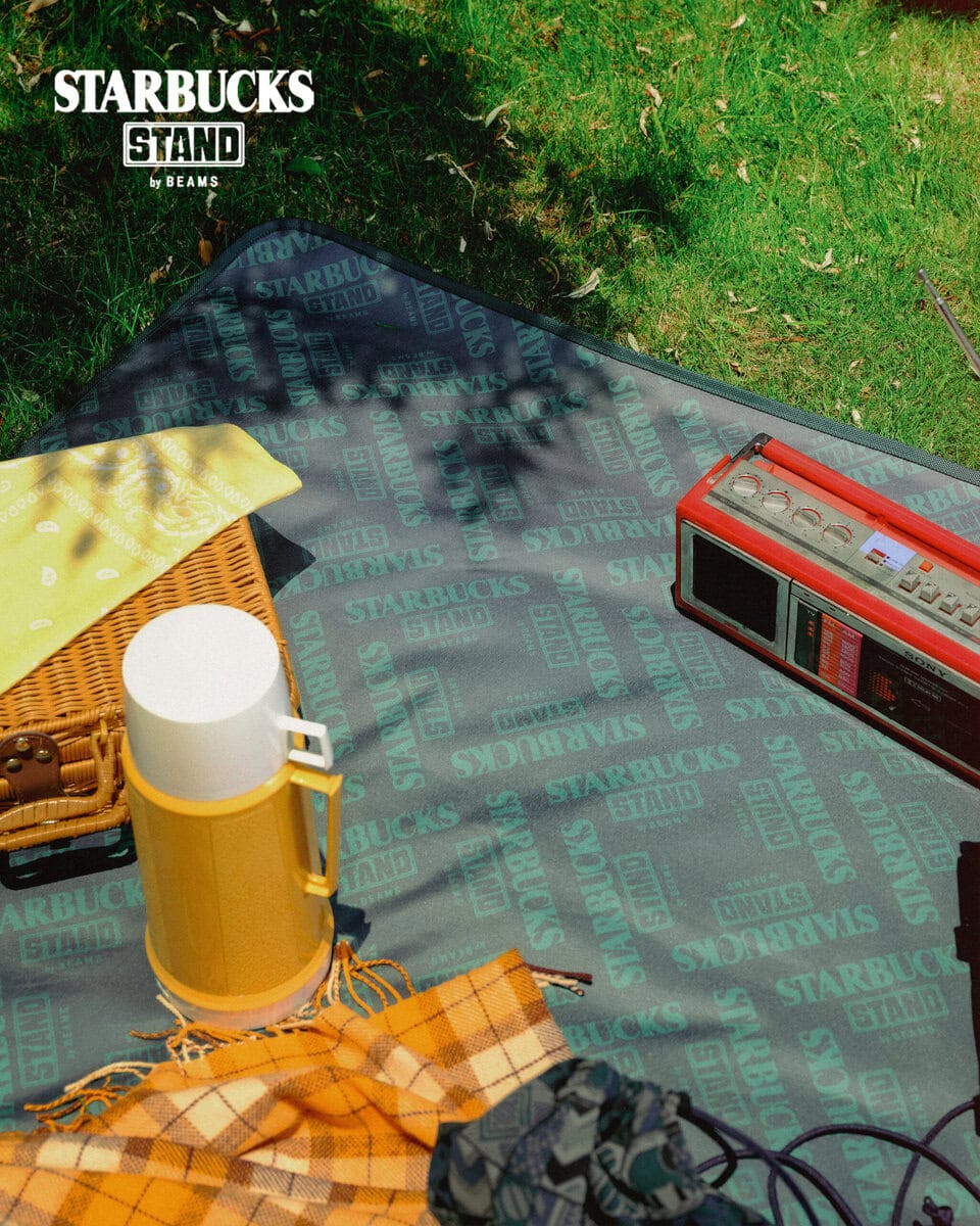 【スタバ×ビームス新作】夏の外遊びに欲しい! コールマン別注チェア&クーラーボックス発売