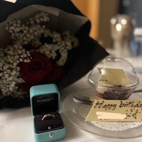 Z世代カップル5組の婚約指輪はいくら?どこで渡した?笑いあり涙あり怒りあり…”プロポーズ”のリアルな舞台裏