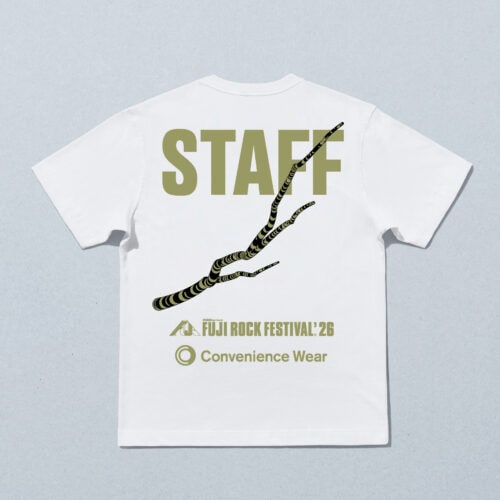 スタッフTシャツ3色展開、便利なデザインと快適な着心地.