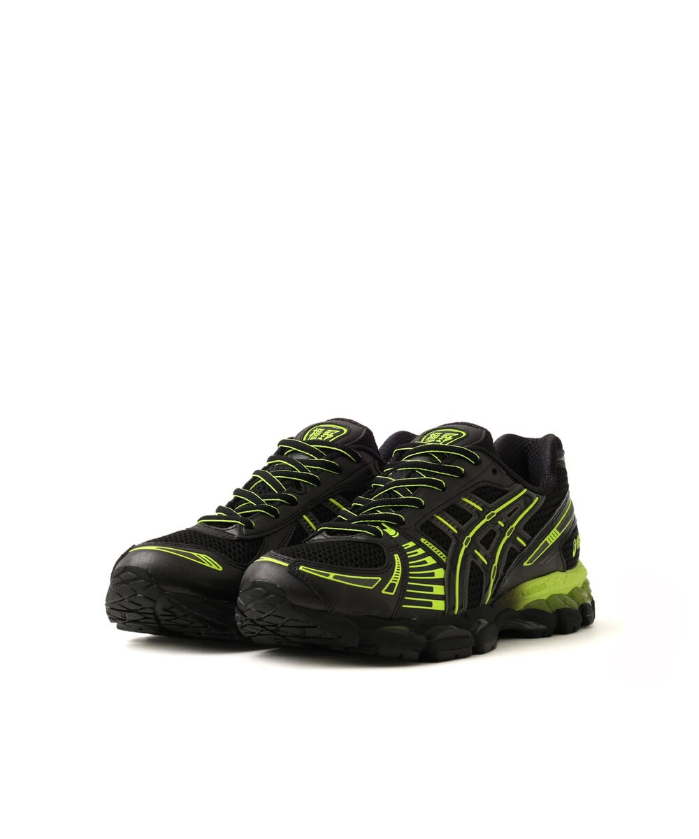 ベースとなる「GEL-KAYANO 12.1」に、Albino & Pretoならではのデザインエッセンスをプラス。ASICS SportStyleが培ってきたパフォーマンスのヘリテージに、ブラジリアン柔術の文化とストリートウェアの美学を融合させたスペシャルエディションとなっている。