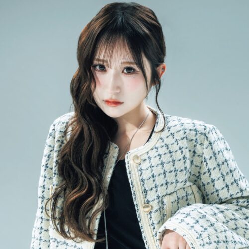 【CANDY TUNE】小川奈々子の素顔に迫る15のQ＆A！「寝るときもフード」「誰にも会わない日も香水マスト」“生きるマシュマロ”の愛され日常