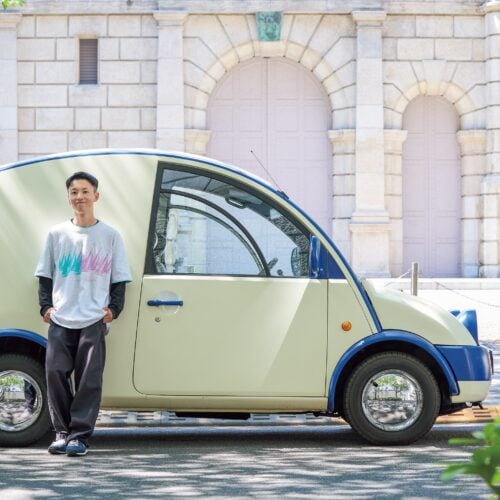 レトロ車と暮らす】1989年製「日産エスカルゴ」に乗る23歳デザイナー