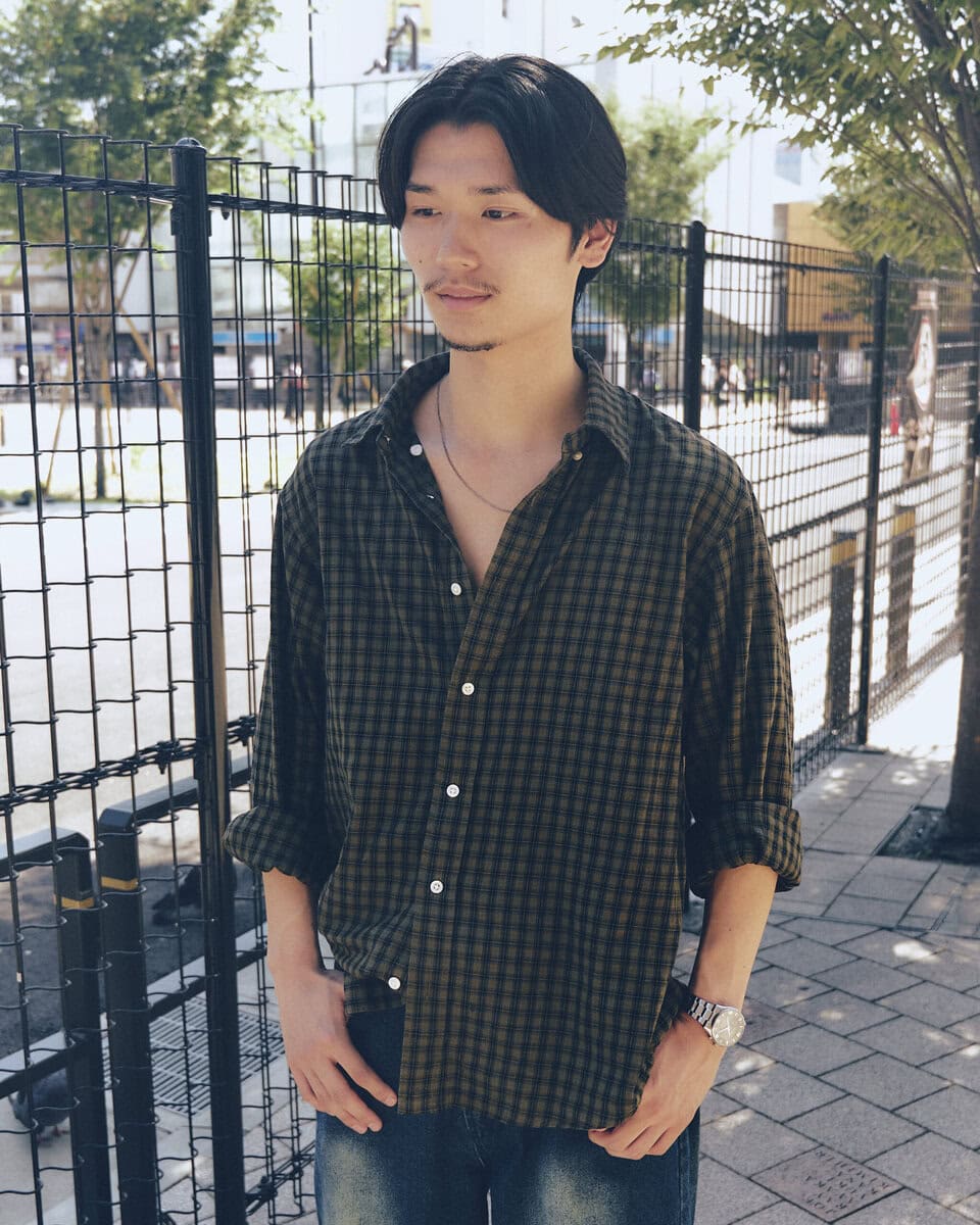 【20代スナップ@下北沢】街の雰囲気に合うような“レトロ感”がポイント