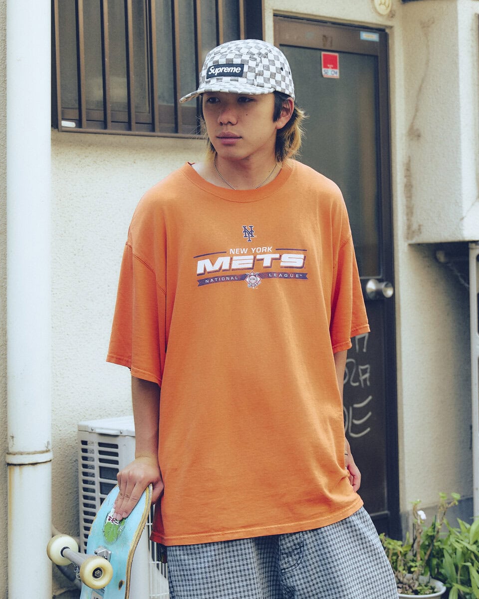 【10代スナップ@高円寺】ビッグTシャツとゆったりショーツが気分!柄はチェックで合わせて