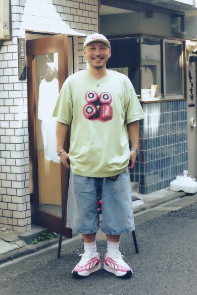 【スナップ@高円寺】ナイキ×コム・デ・ギャルソン・オム・プリュスのコラボスニーカーが存在感大