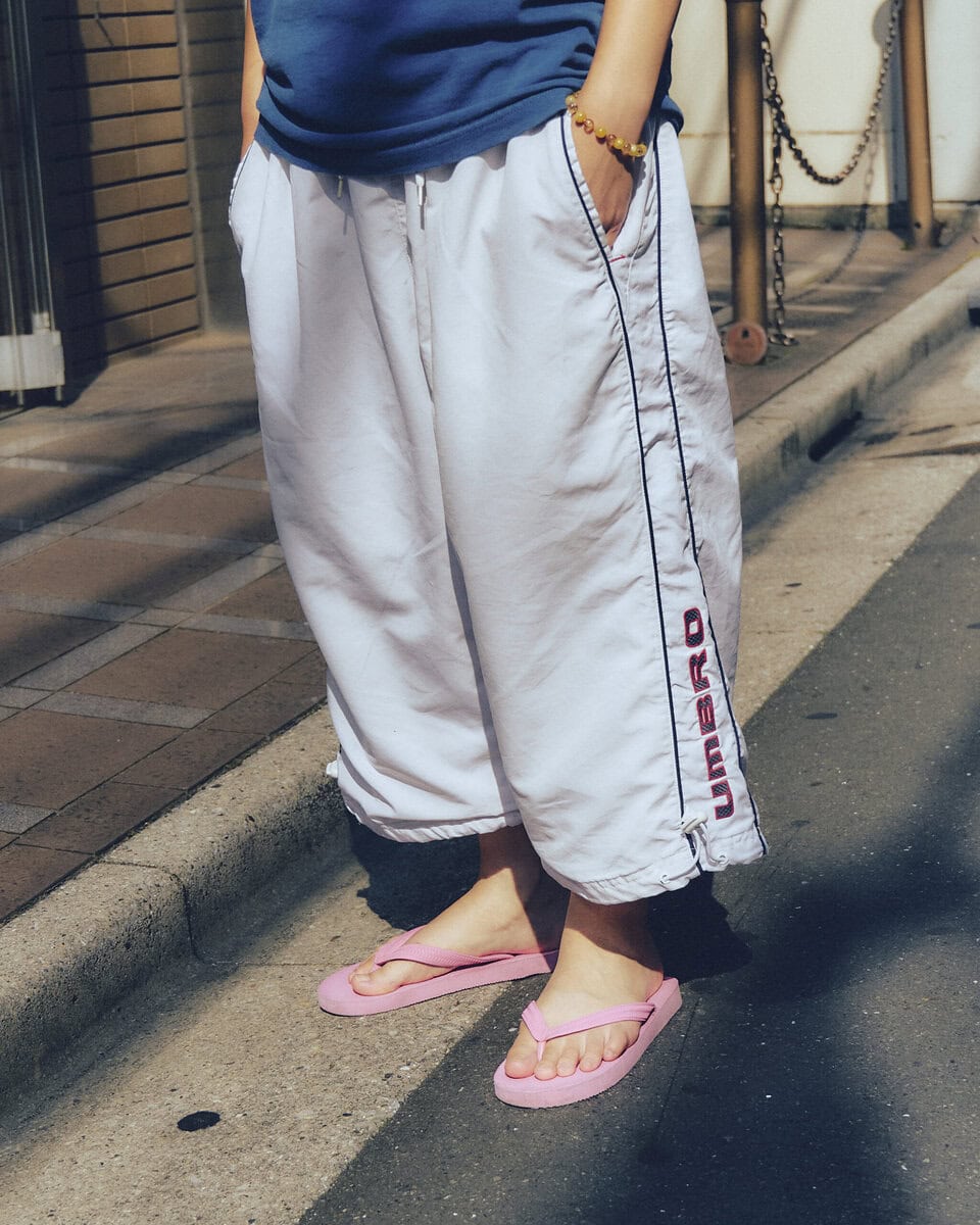 【20代スナップ@高円寺】足元はビーサン、頭はバンダナで夏っぽく