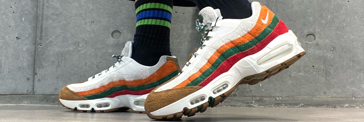 Nike(ナイキ)のエアマックス95 OG ビッグバブル "スポーツグリーン/セーフティオレンジ"