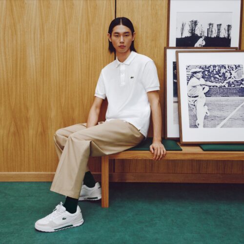 フランス発のプレミアム ファッションスポーツブランドLACOSTE（ラコステ）から、新作フットウェア「SLAM BREAK（スラムブレイク）」が登場。ブランドのルーツであるテニスカルチャーと現代のライフスタイルを融合させた一足として、2026年8月17日より全国のラコステ店舗および公式オンラインストアで発売する。