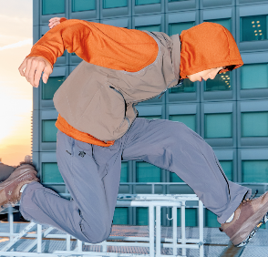 「座る・歩く・屈む」が劇的にラクになるパンツ!野球選手の動作解析から生まれたデサント オルテラインの新作3本