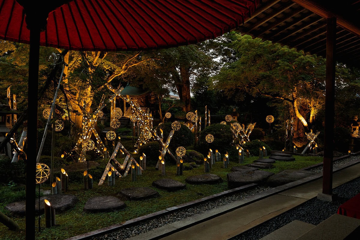【人口1万人の町に5万人が殺到!?】新潟・田上町の「竹あかりアート」が幻想的すぎる！映え空間と絶品フードを現地レポ