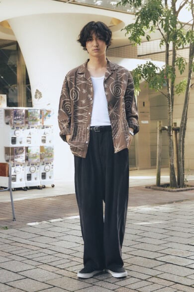 【20代スナップ＠学芸大学】20代前半にして品と余裕のあるスタイリング
