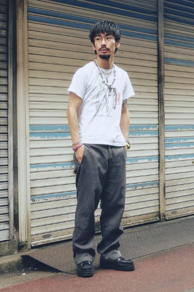 【30代スナップ@明大前】いい意味で“ディッキーズをより雑に穿いた”着こなし