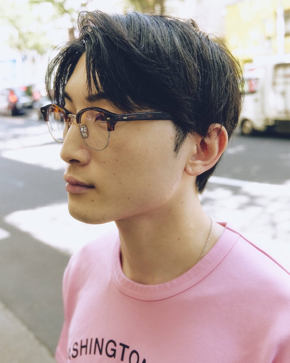 【20代スナップ＠原宿】暑い…ならTシャツのカラーはピンクで爽やかに！