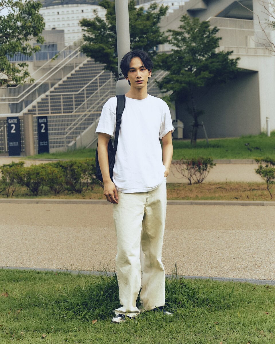 【20代スナップ@代田橋】肩ひじ張らない自然体の白Tシャツコーデは“オーディション着”