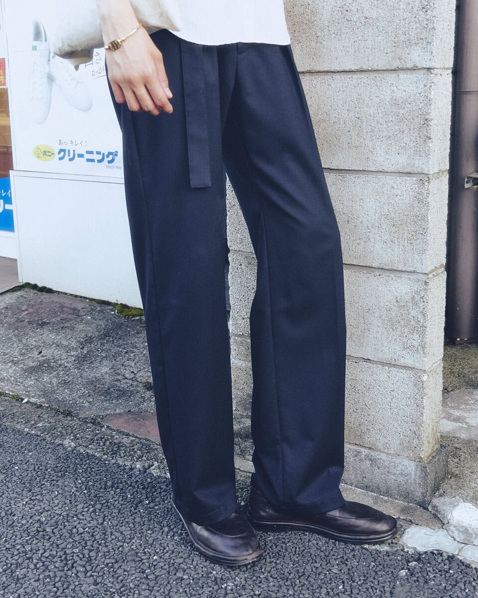【20代スナップ@吉祥寺】テーマは学生服…“あの頃”を思い出すアイテム選びとサイズ感