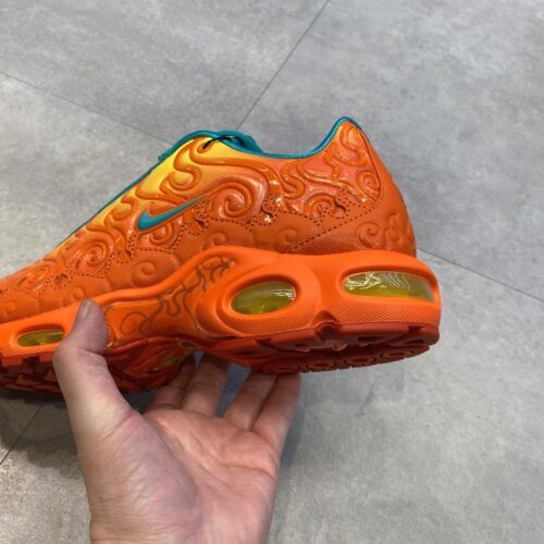 One Piece × Nike（ワン ピース × ナイキ）のエアマックスプラス 