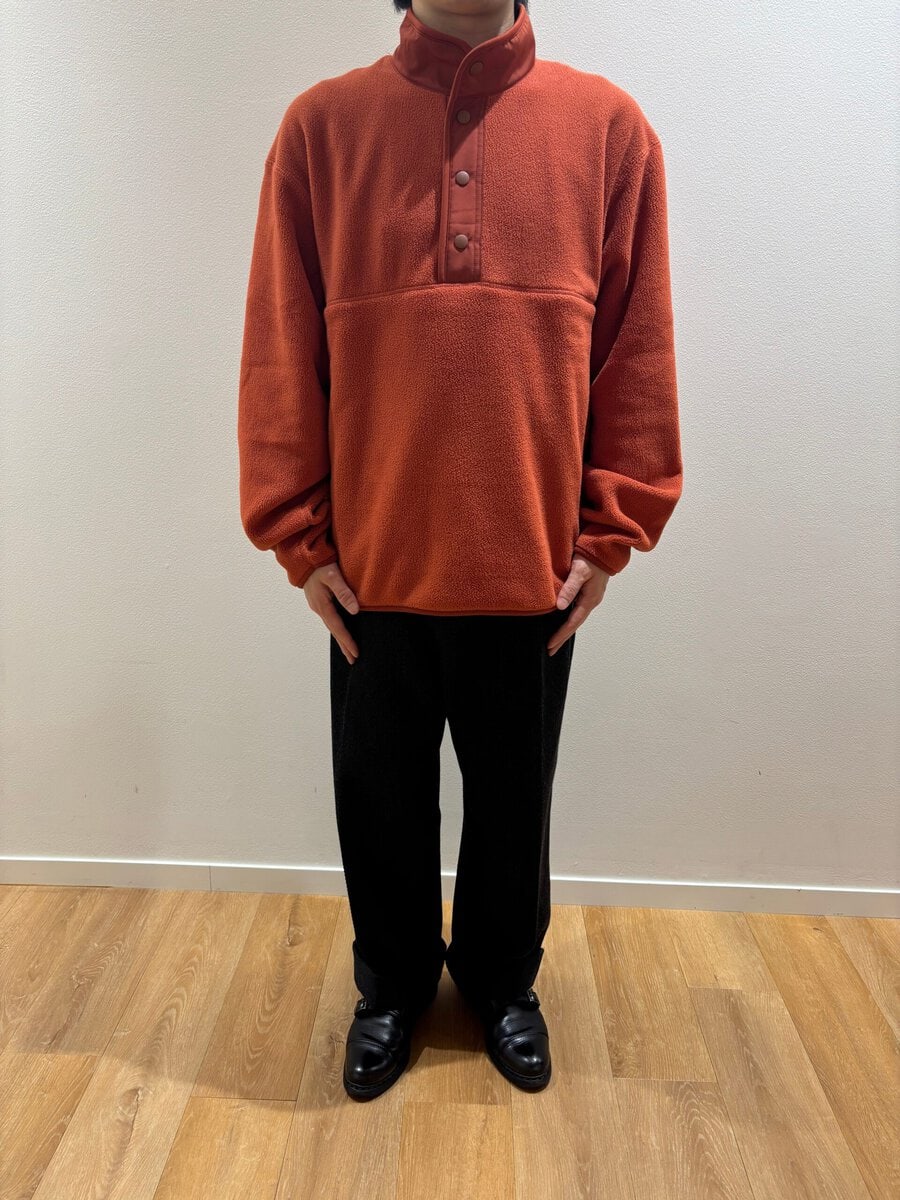 ユニクロの「フリースボタンナッププルオーバー」