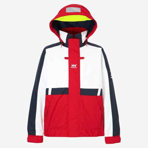 1992年に「優れた機能は、世界のトップレースが培った。」をコンセプトに登場したジャケットをオマージュ。軽くて動きやすい防水ジャケットとして、現代の素材で再構築している。