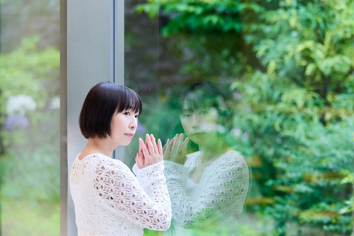 13年ぶりの写真集『ぴこぴこ』を出した酒井若菜