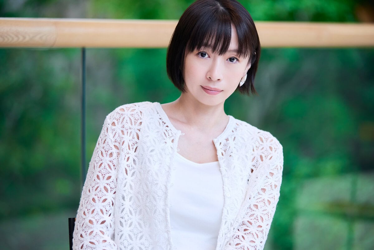 13年ぶりの写真集『ぴこぴこ』を出した酒井若菜