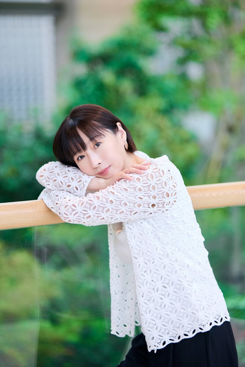 13年ぶりの写真集『ぴこぴこ』を出した酒井若菜