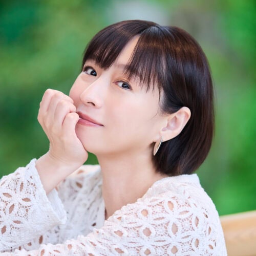 13年ぶりの写真集『ぴこぴこ』を出した酒井若菜