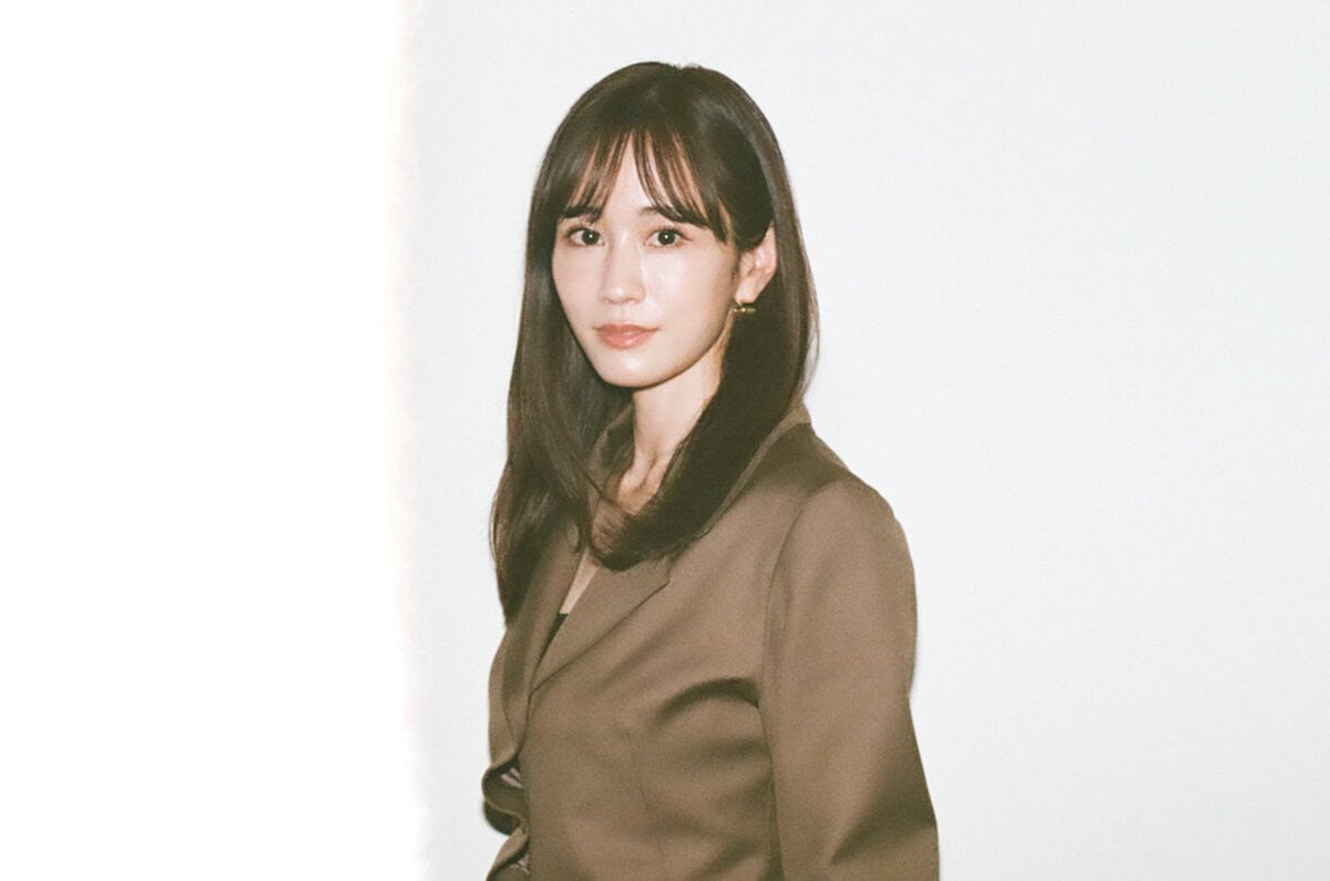 芸能活動20周年を記念した最後の写真集『Beste』を発売した前田敦子