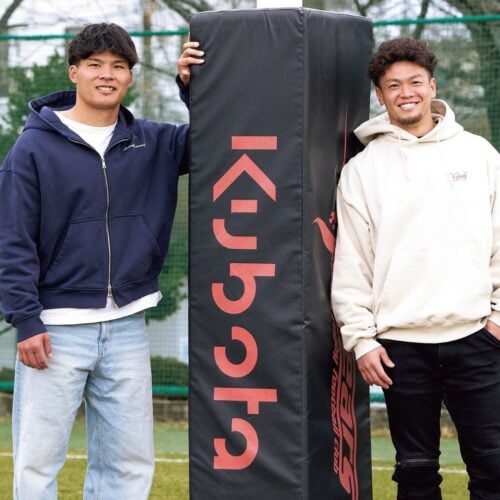ラグビー日本代表候補2人の私服事情に肉薄！クボタスピアーズ船橋・東京ベイ 根塚洸雅の色偏愛と木田晴斗の服づくり