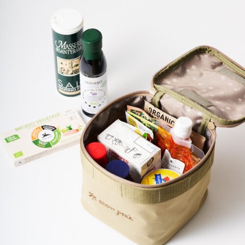 リンネル6月号増刊の付録は「ミラーが取り外せる大きなバニティポーチ」調味料入れに