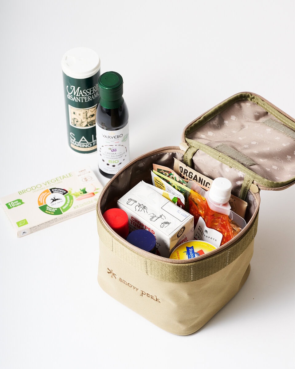 リンネル6月号増刊の付録は「ミラーが取り外せる大きなバニティポーチ」調味料入れに