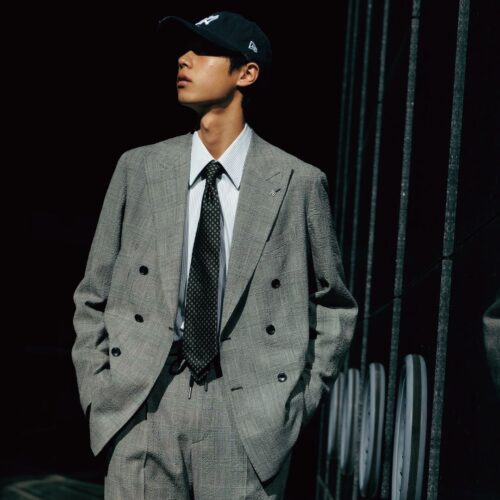 【令和のスーツ、これが正解】王道ネイビーから“Tシャツ×ダブル”の着崩しまで。新生活に揃えたい最新ジャケパン術