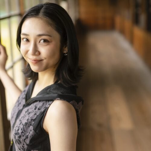 山谷花純2nd写真集『遠距離、現在此。』