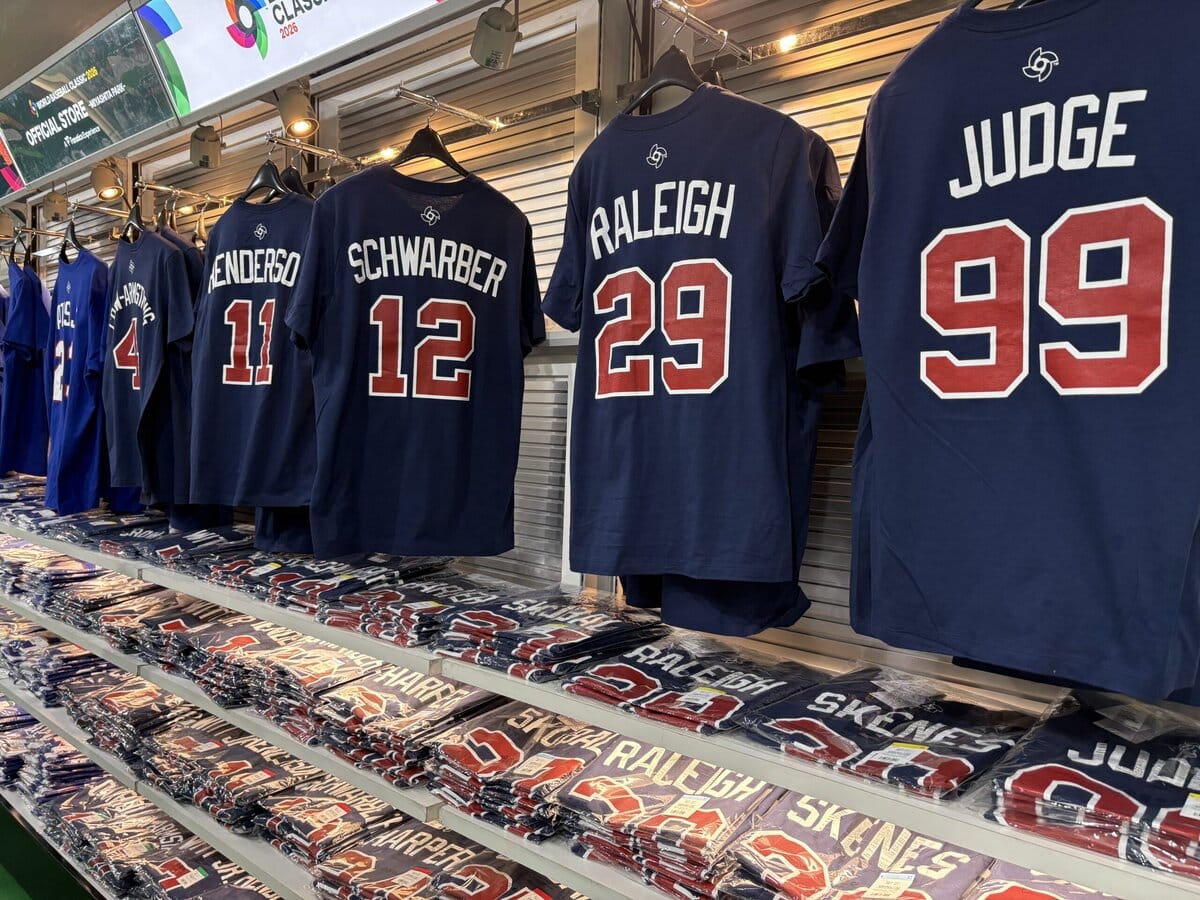 渋谷　WBCポップアップストア