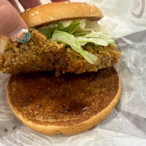マクドナルド　名古屋名物 手羽先風黒胡椒ジューシーチキン