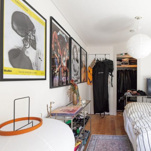 家具はオークションで買うというライフハック！ 下北沢の古着店〈NOILL〉スタッフ・悠杏の自宅は、ヴィンテージ愛が詰まった“動くカタログ”だった