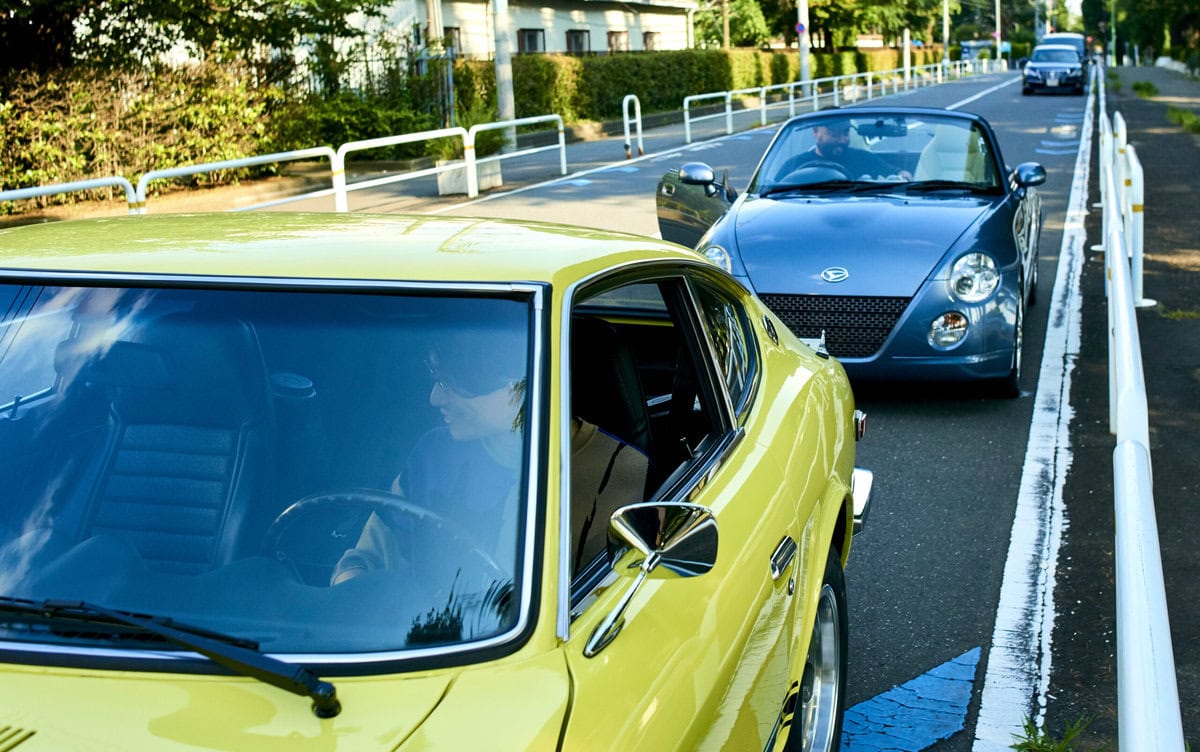 服部昌孝の愛車に試乗する武田祐介