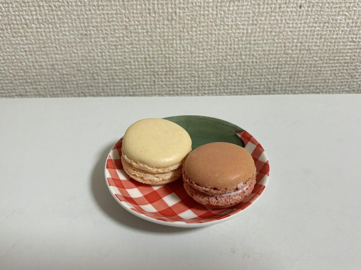 ファミリーマート「ファミマのいちご狩り®」　マカロン いちごミルク味＆いちごジャム味