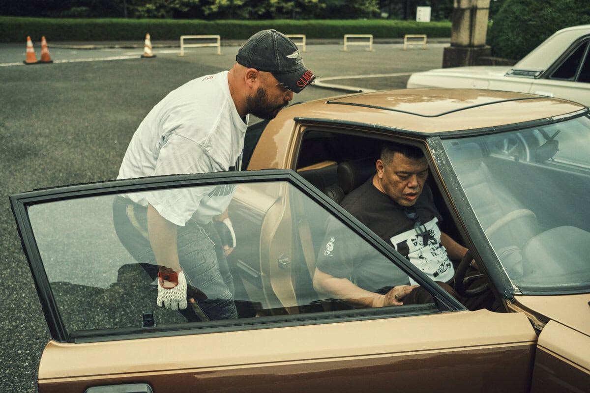 野性爆弾くっきー!が愛車『プレジデント』を長年愛する理由「車もギターもズタボロが好き」愛車7台&旧車バイクへの深すぎるこだわり