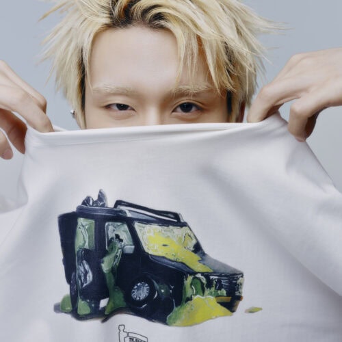 DAWNCE×TOMOTERU NISHIMURAのTシャツを着こなすMON7A