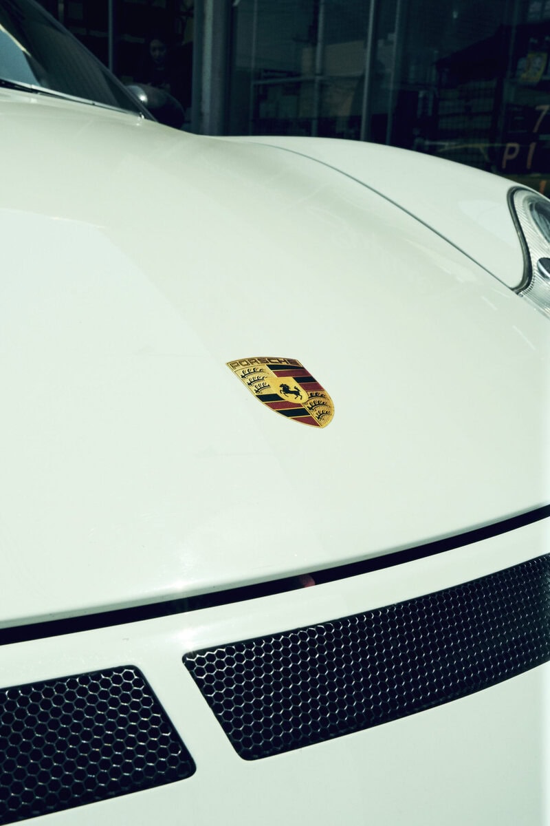 【Nハリ尾花大輔が愛車ポルシェで登場】趣味でも仕事でも頼れる兄貴が語る「車もファッションと同じようにセンスを大切にしたい」