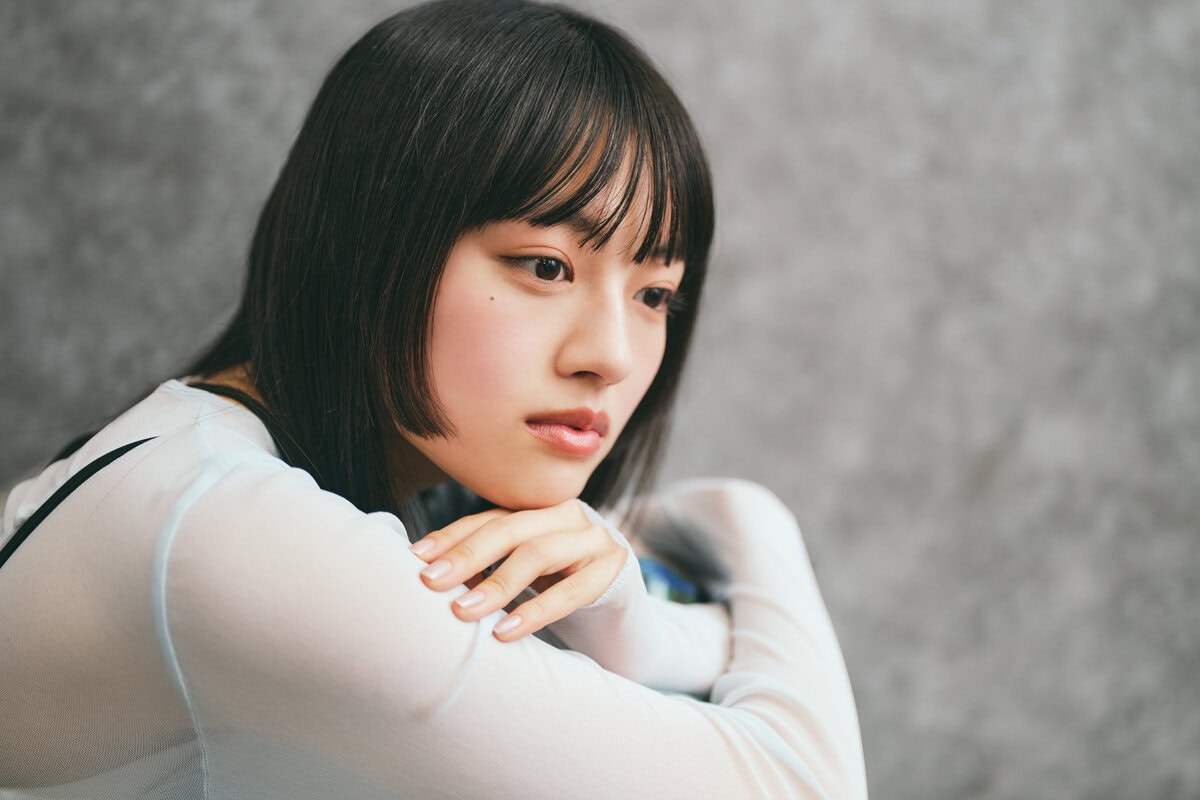 2026年前期のNHK連続テレビ小説『風、薫る』のW主演の一人に選ばれた、ネクストブレイク筆頭株の俳優・上坂樹里さんが、20歳の誕生日となる7月14日にファースト写真集『日日是好日』を発売