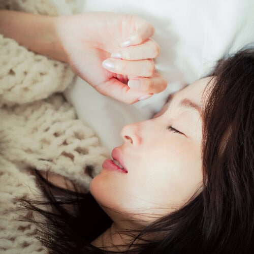 上戸彩写真集『Midday Reverie』（宝島社）より