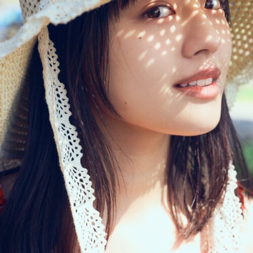 上坂樹里1st写真集『日日是好日』より