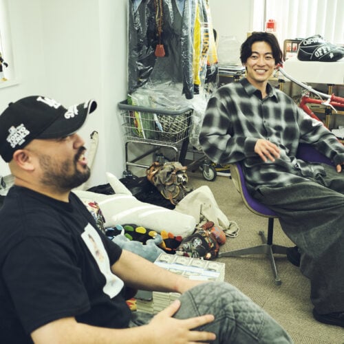 俳優・大東駿介×スタイリスト・服部昌孝の偏愛マシン談義の舞台は服部昌孝の事務所