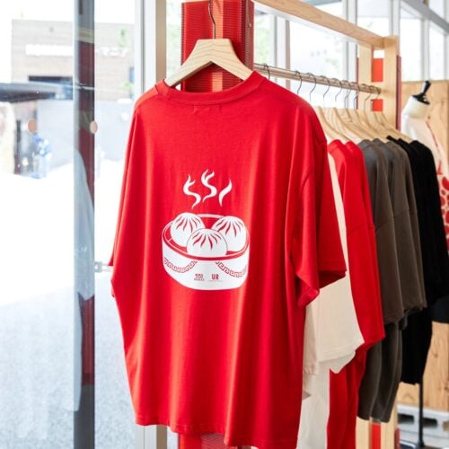 【肉まん551のTシャツも】万博でしか体験できない“アーバンリサーチの未来型ストア”がすごかった…！世界に魅せた「アーバン博」の裏側