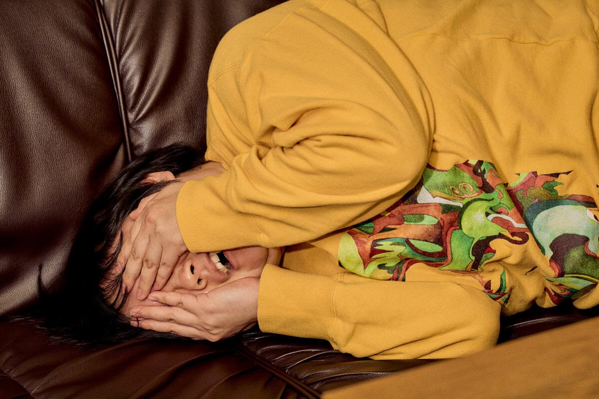 「自衛隊より朝が早い(笑)」超多忙なやす子が、大親友・薄幸の前でだけ見せる“ユンケル2本差し”のボロボロな素顔