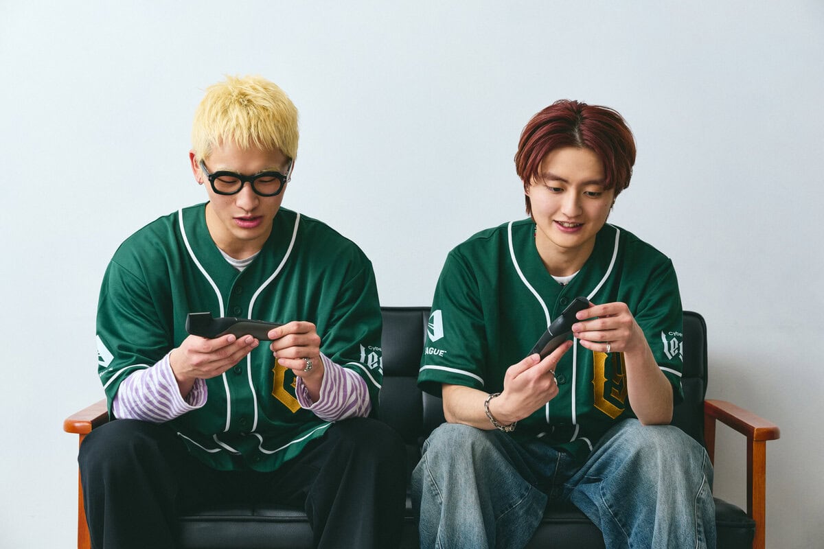 CyberAgent Legitの人気ダンサー・KAI→と1chさんは、パナソニックの「ボディトリマー ER-GK83」に興味津々